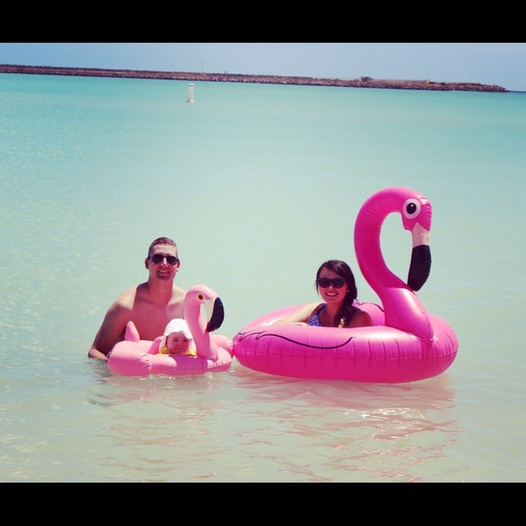 Meet your Posher! - Picture 3 of 6